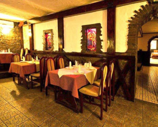 Уютный ресторан на Подоле